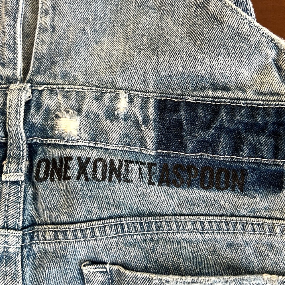 ONE TEASPOON Revolve Denim Overalls Distressed Cropped Ankle Blue Jean Size 28 - Picture 8 of 11